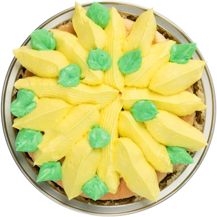 Restaurantware-Russian Piping Tip, 1 Petal Cake Decor Piping Tip - #39, Corrosion-Resistant, Stainless Steel Decorating Tip For Frosting, Dishwashable, Decorate Cupcakes, Cakes, or Cookies