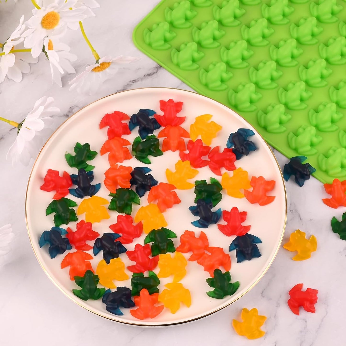 Sakolla Mini Frog Candy Molds Silicone, 100 Cavities Gummy Molds for Baking Hard Candy, Chocolate, Mint Candy, Set of 2 with 2 Droppers