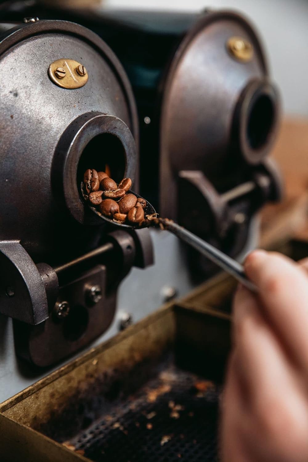 Bristot Classico Espresso Beans – Intense & Creamy Medium Roast – Italian Whole Bean Coffee – 2.2 lb (1000g) Bag