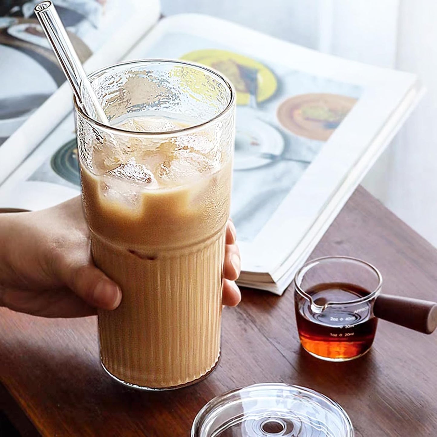 Glass Tumbler with Straw and Lid, 20 OZ Clear Iced Coffee Glasses Cups for Ice Water, Juice, Tea, Milk, Smoothie and Cold or Hot Drinks, Set of 2