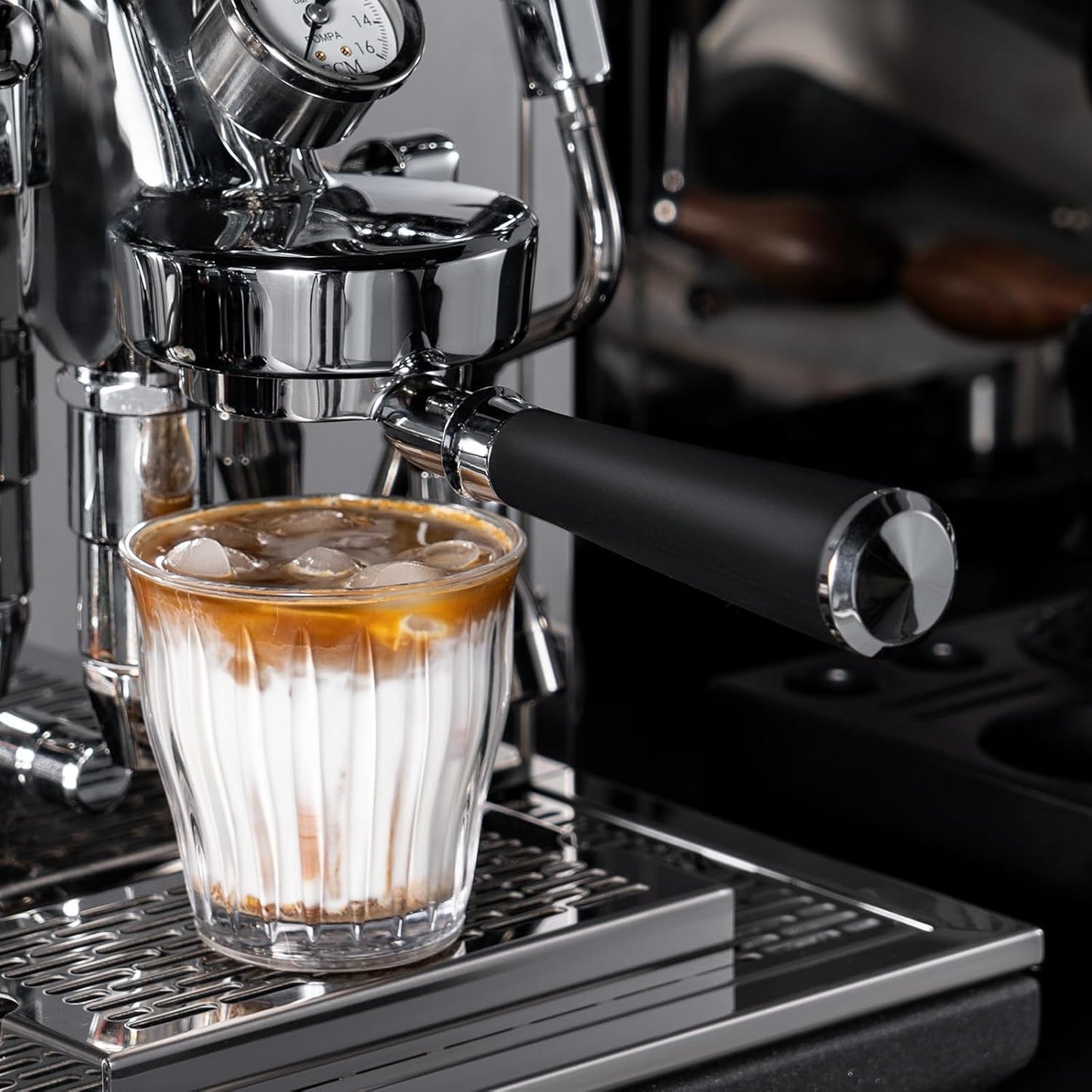 IKAPE 58mm Bottomless Naked Portafilter, Coffee Portafilter with Black Silicone Handle, Fits E61, Flair 58, ECM, Rocket, Sanremo, Synesso, Slayer, VBM Machines, with 18g Capacity Filter Basket