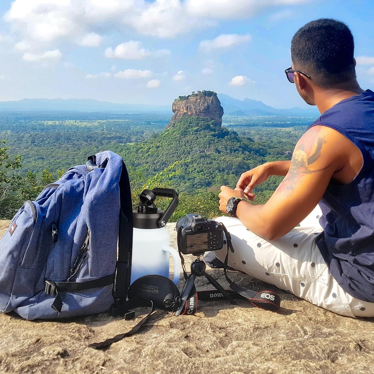 BJPKPK 87oz Insulated Water Bottle with Handle, Large Dishwasher Safe 2/3 Gallon Water Bottle, BPA Free Water Jug, Wide Mouth Metal Water Bottle with Anti-slip Bottom, Keep Cold & Hot,Sky