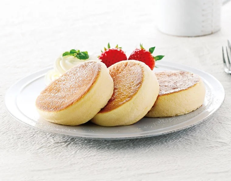 Fluffy Soufflé Pancakes 🥞🍓