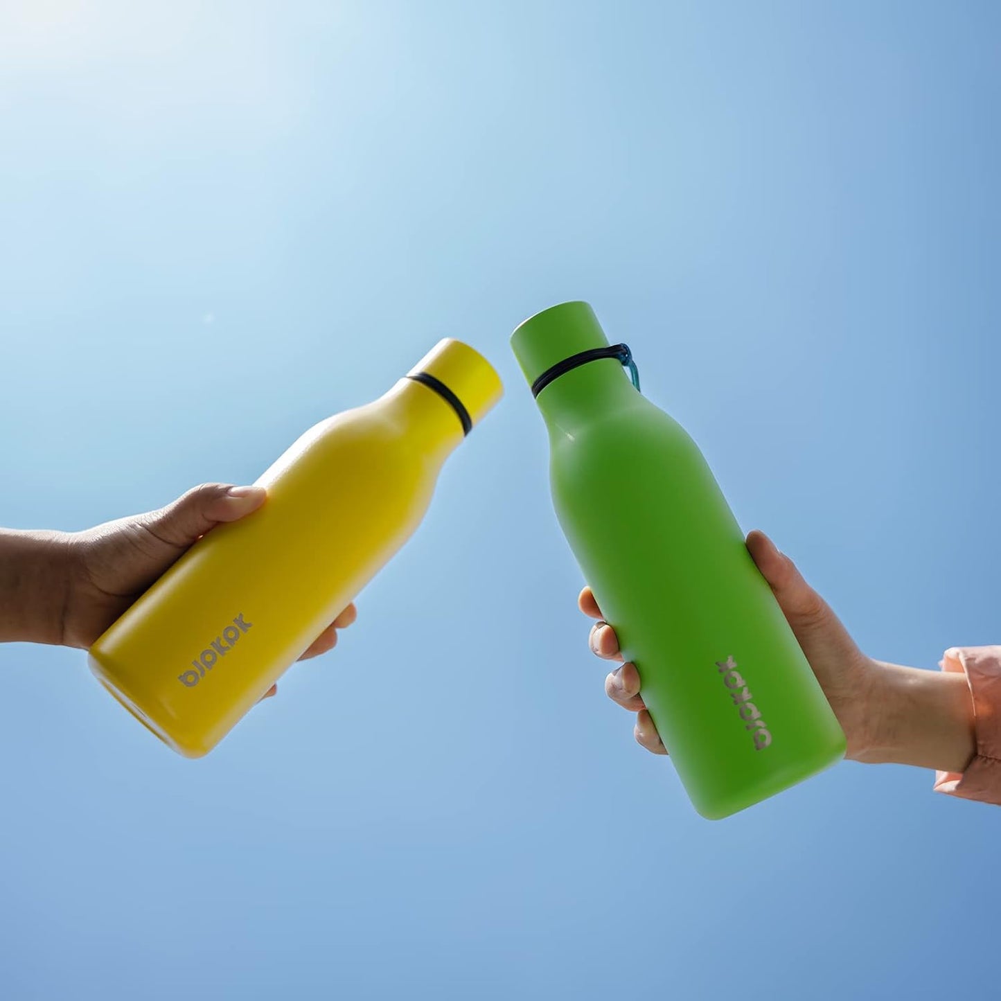 BJPKPK Insulated Water Bottles, 18 oz Stainless Steel Metal Water Bottle with Strap, BPA Free Leak Proof Thermos, Mugs, Flasks, Reusable Water Bottle for Sports & Travel, Green