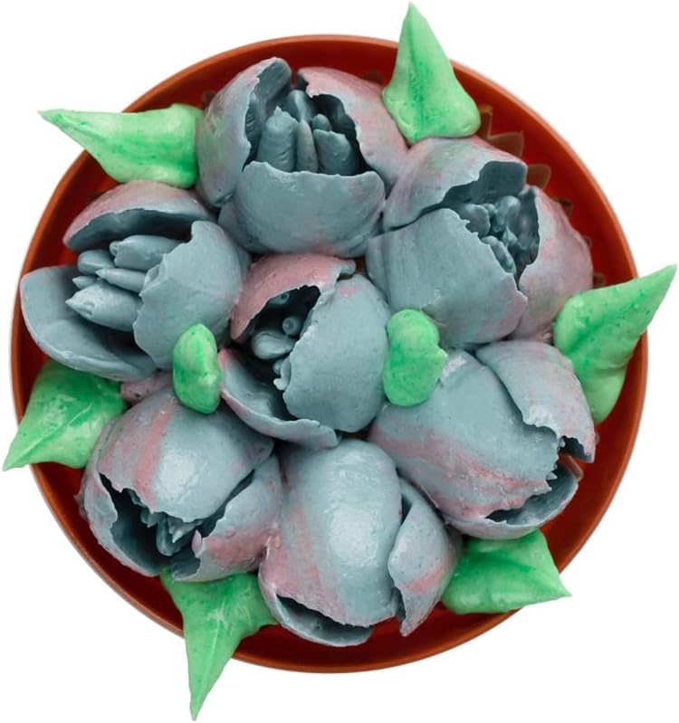 Restaurantware-Russian Piping Tip, 1 Petal Cake Decor Piping Tip - #31, Corrosion-Resistant, Stainless Steel Decorating Tip For Frosting, Dishwashable, Decorate Cupcakes, Cakes, or Cookies