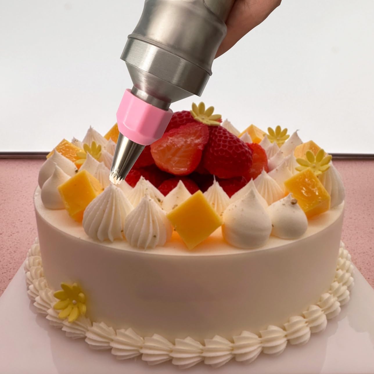Dessert Decorating Piping Syringe Set Cake Decorating Tool Cookie Gun Press,Icing Decoration Gun,Frosting Piping Kit 6 Piping Icing Nozzles for Baking,Decorating Cupcake,Deviled Eggs (Silver & Pink)