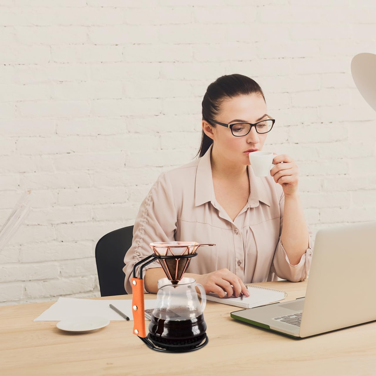 Mikikit 1pc Shelf Coffee Filter Rack Hand Coffee Filter Holder Funnel Hand Coffee Supply Filter Cup Rack Coffee Filter Cup Stand Coffee Accessory Juice Dripper