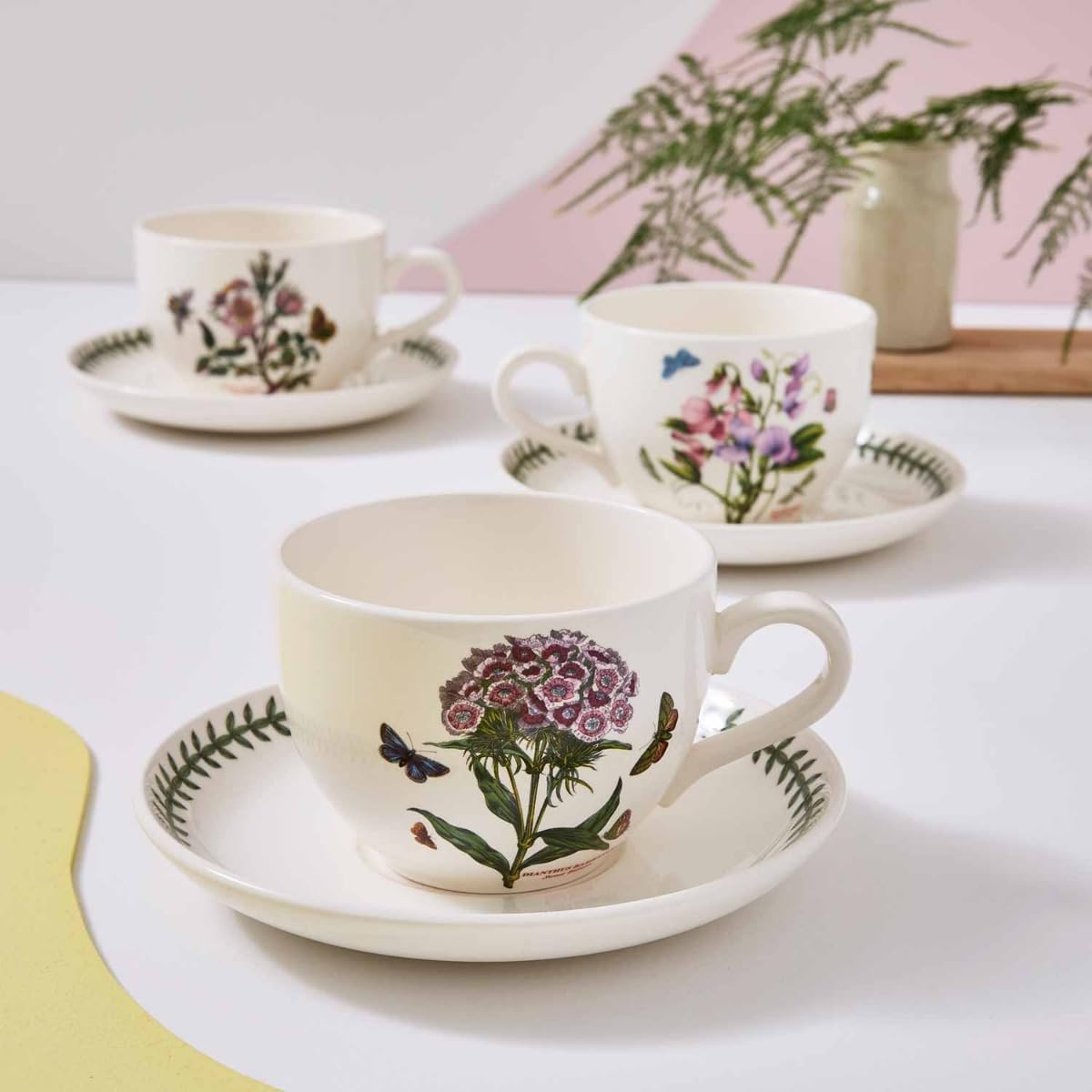 Portmeirion Botanic Garden 20oz Porcelain Mug, Sweet Pea Motif - Floral Coffee or Tea Cups with Chip Resistant Glaze, Microwave & Dishwasher Safe Drinkware Set - Floral Tea Party Décor
