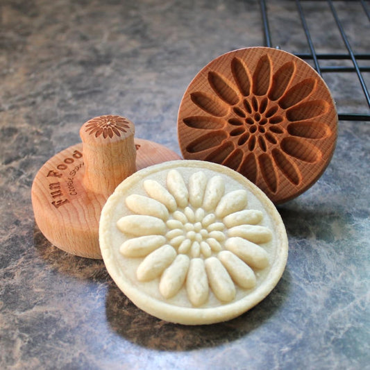 Wood Cookie Stamp, 2.5 Inch (Summer Flower CS-074)