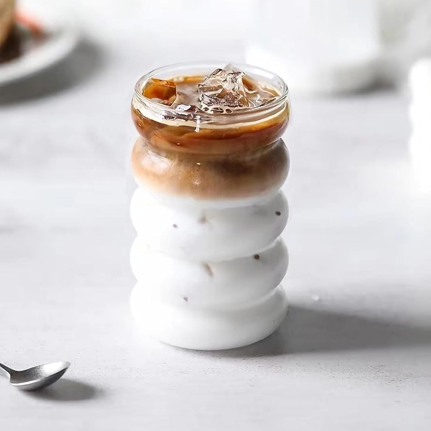 2 Pcs 20oz Drinking Glasses Set with Straws, Cute Iced Coffee Glass Cups, Iced Coffee Tumblers, Thick Drinking Jars for Smoothie, Boba Milk Tea, Ideal for Gift, with Straw Brush