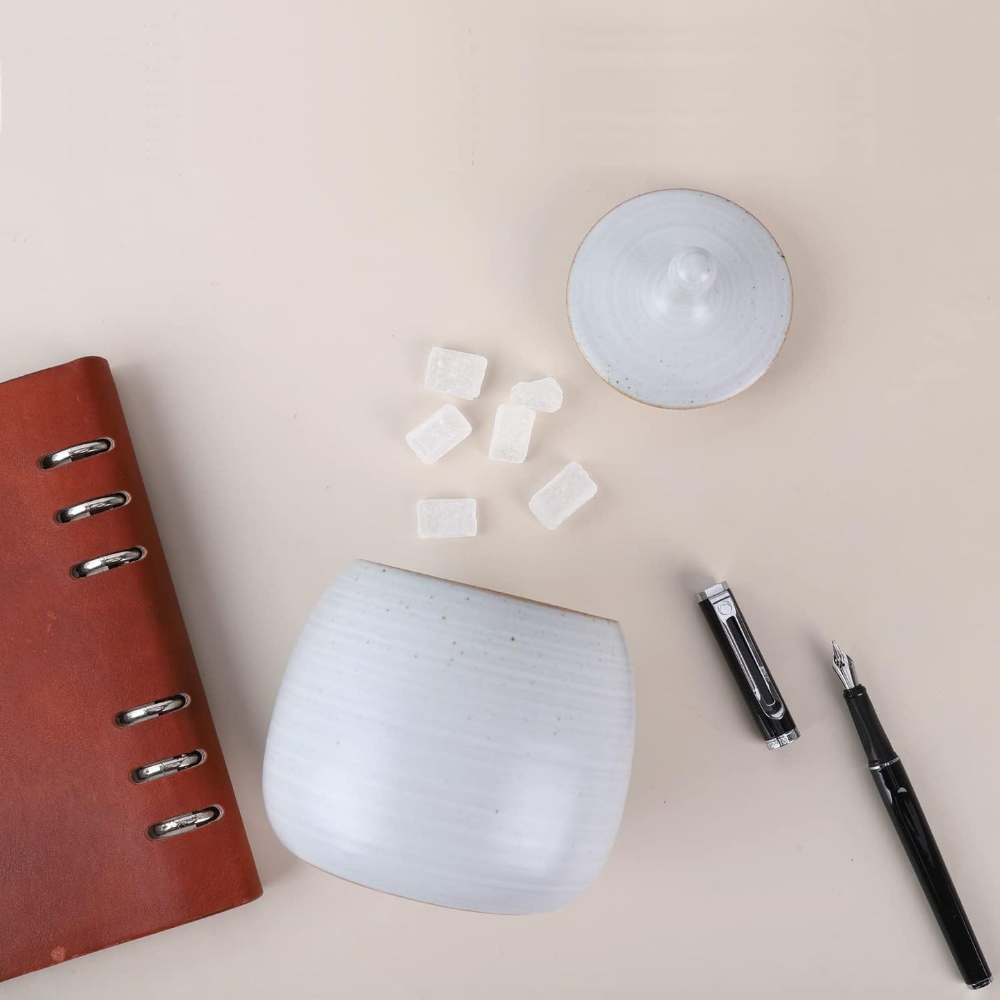 Kitchen Canisters Vintage Ceramic Food Storage Jar with Airtight Lid for Tea, Coffee, Herb, Sugar, Spice, Nuts (White)