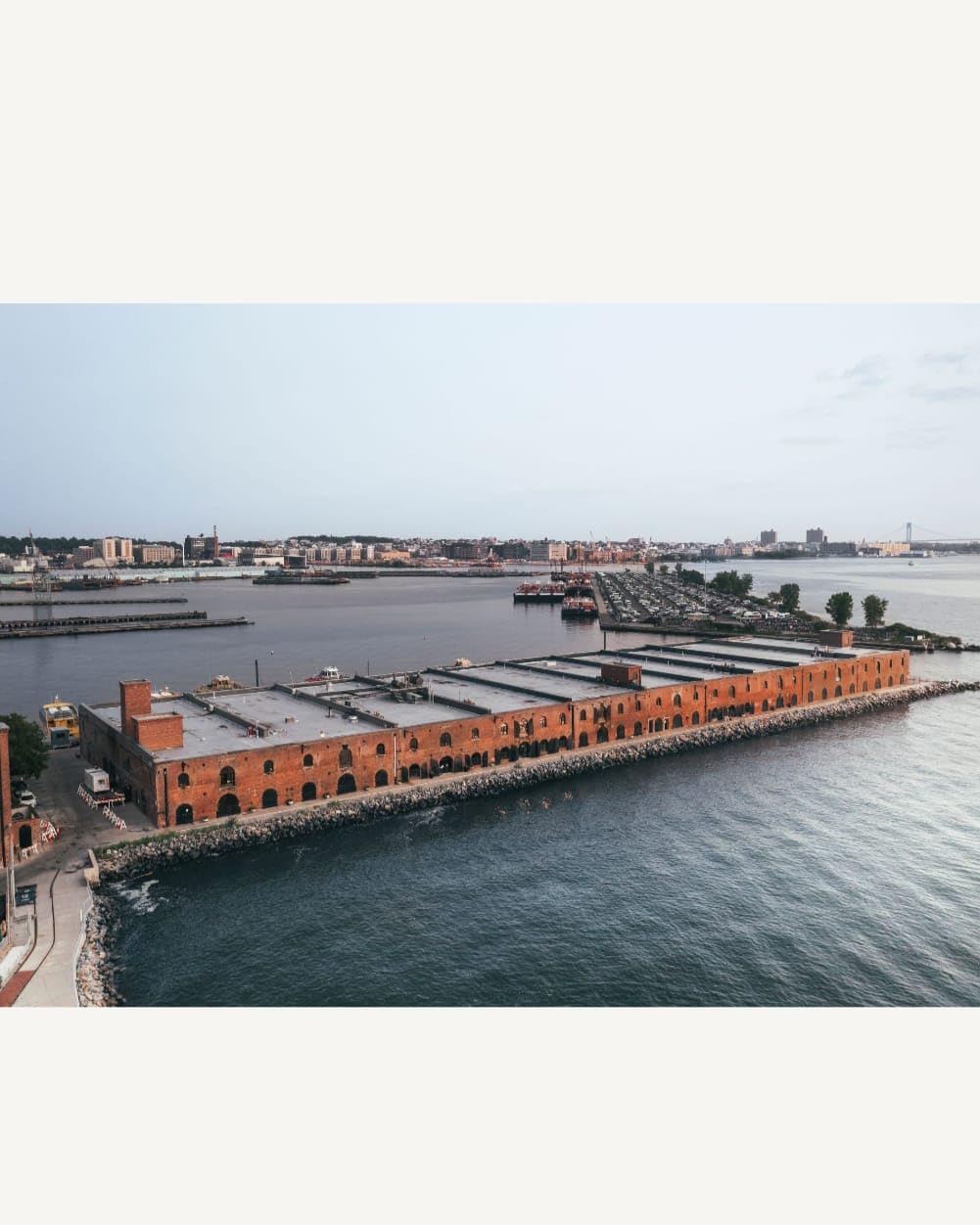 Ethiopia Yirgacheffe Ground Coffee, Medium-Light Roast Ground Coffee with Stone Fruit, Caramel & Toasted Pie Nuts, Single Origin 35.2 oz (2.2lb) Bag, Perfect Flavored Ethiopian Coffee Gift