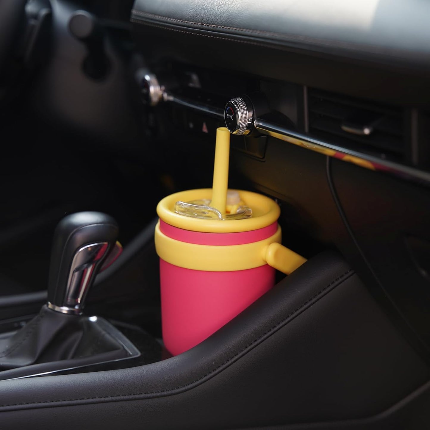 40 oz Tumbler with Side Handle, Insulated Water Bottle with Straw and 2 in 1 Lid, Stainless Steel Cup Travel Coffee Mug for Sports Office Gym,Guava