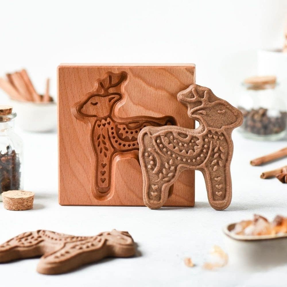 Wooden Cookie Molds, Wooden Cookie Biscuit Mold Baking Cookie Mold Wooden Carved Mold Cookie Cutter Embossing Mold, DIY Shapes Cookie Stamp,Gingerbread Mold,Pine Cone Mold (Deer)