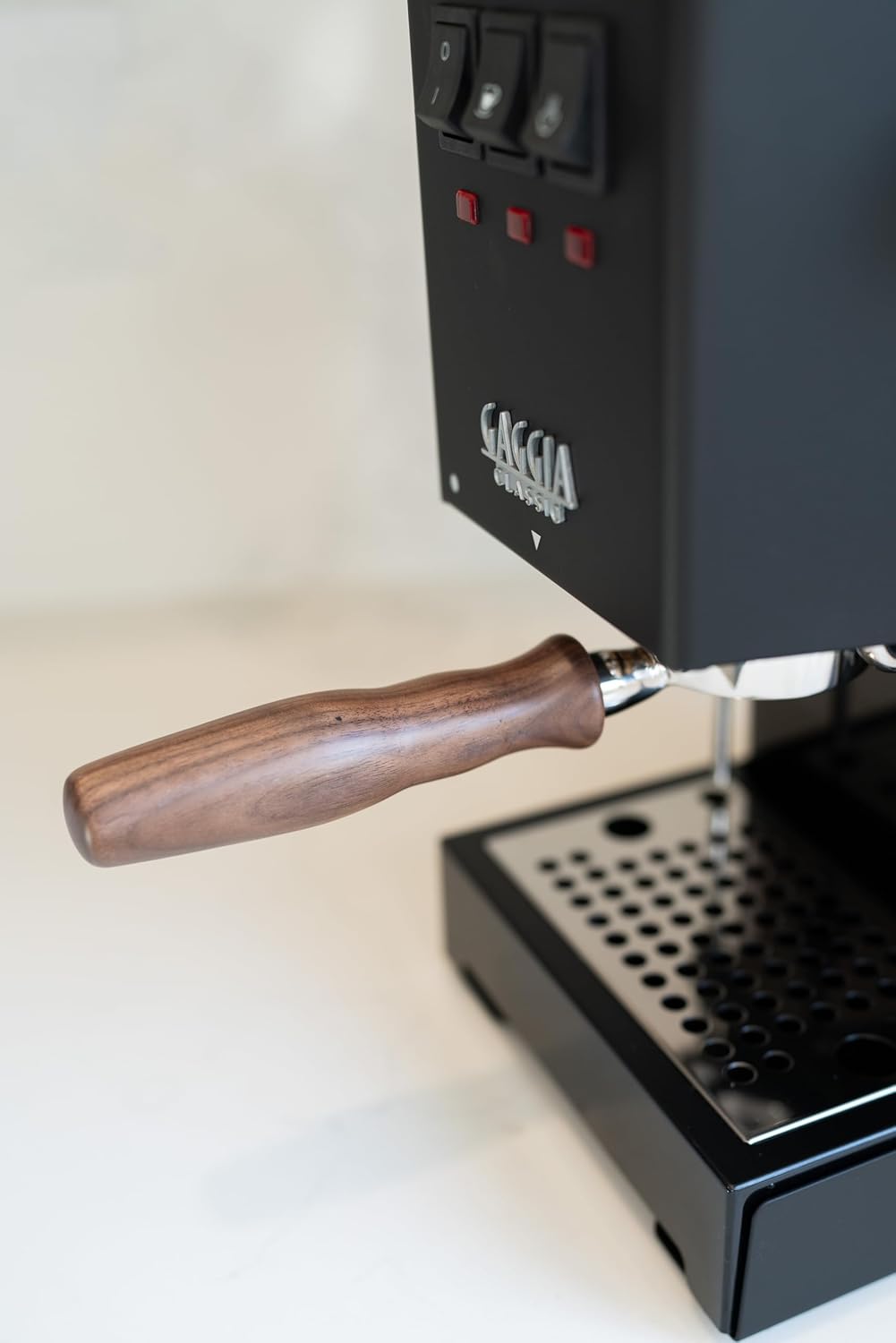 LILQ 58mm Bottomless Naked 2 Ears Portafilter Compatible with Gaggia Machines– Includes 18–20g Basket (Walnut, 58mm For Gaggia)