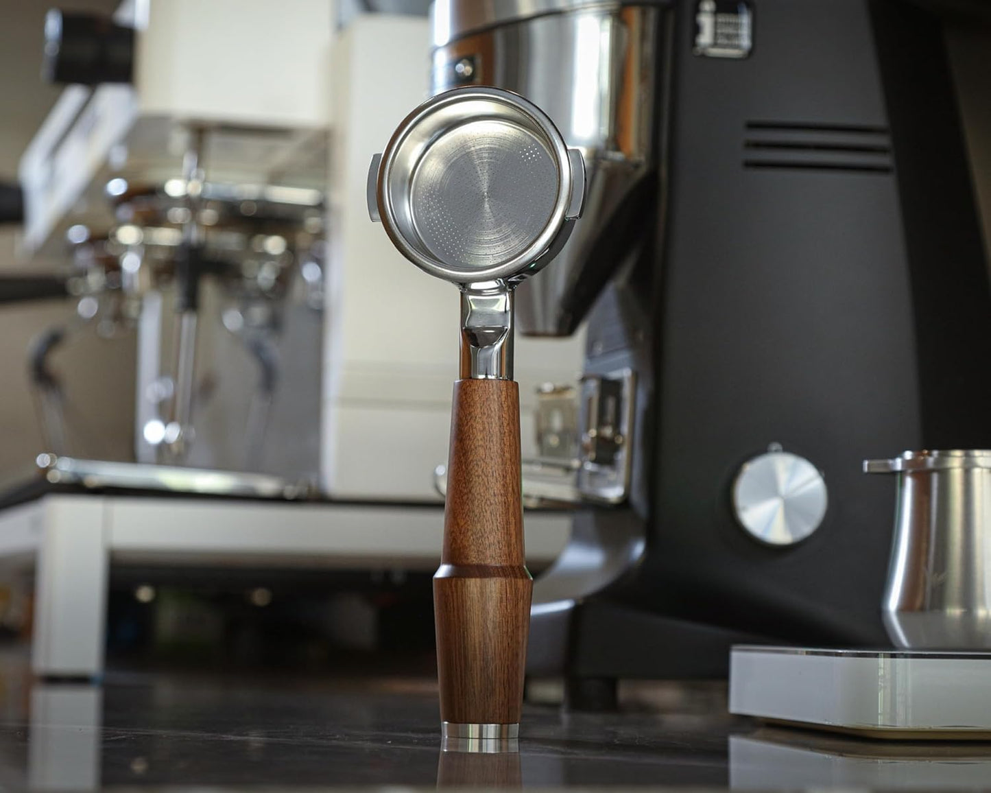 58mm Bottomless Portafilter Compatible with Breville Dual Boiler, Oracle, Oracle Jet Espresso Machines Walnut Handle 2 Ears 18-21g Double Shot Filter Basket Included