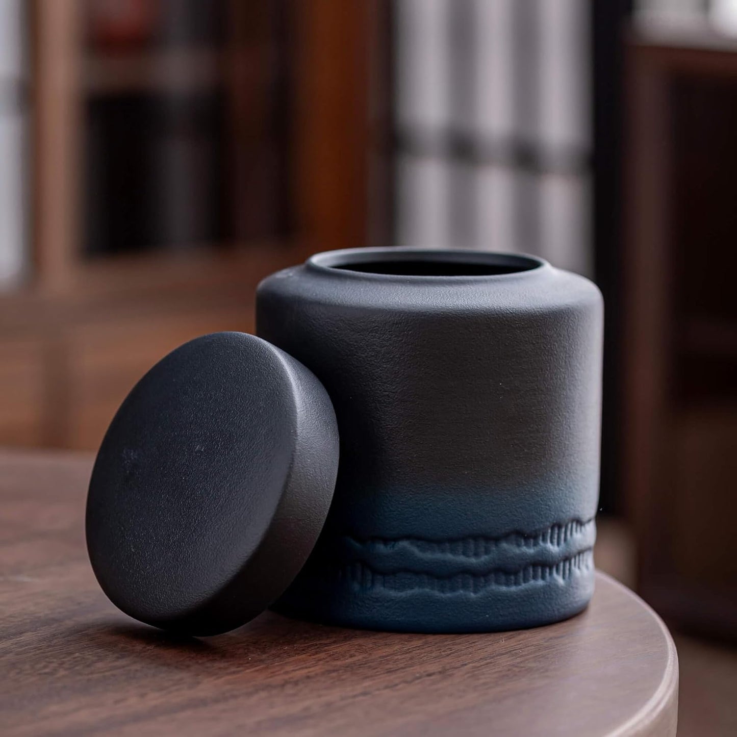 Tea Canister for Loose Tea with Airtight Lid, Kitchen Storage Containers, Ceramic Food Storage Jar, Ceramic Coffee Canister (Dark Blue)