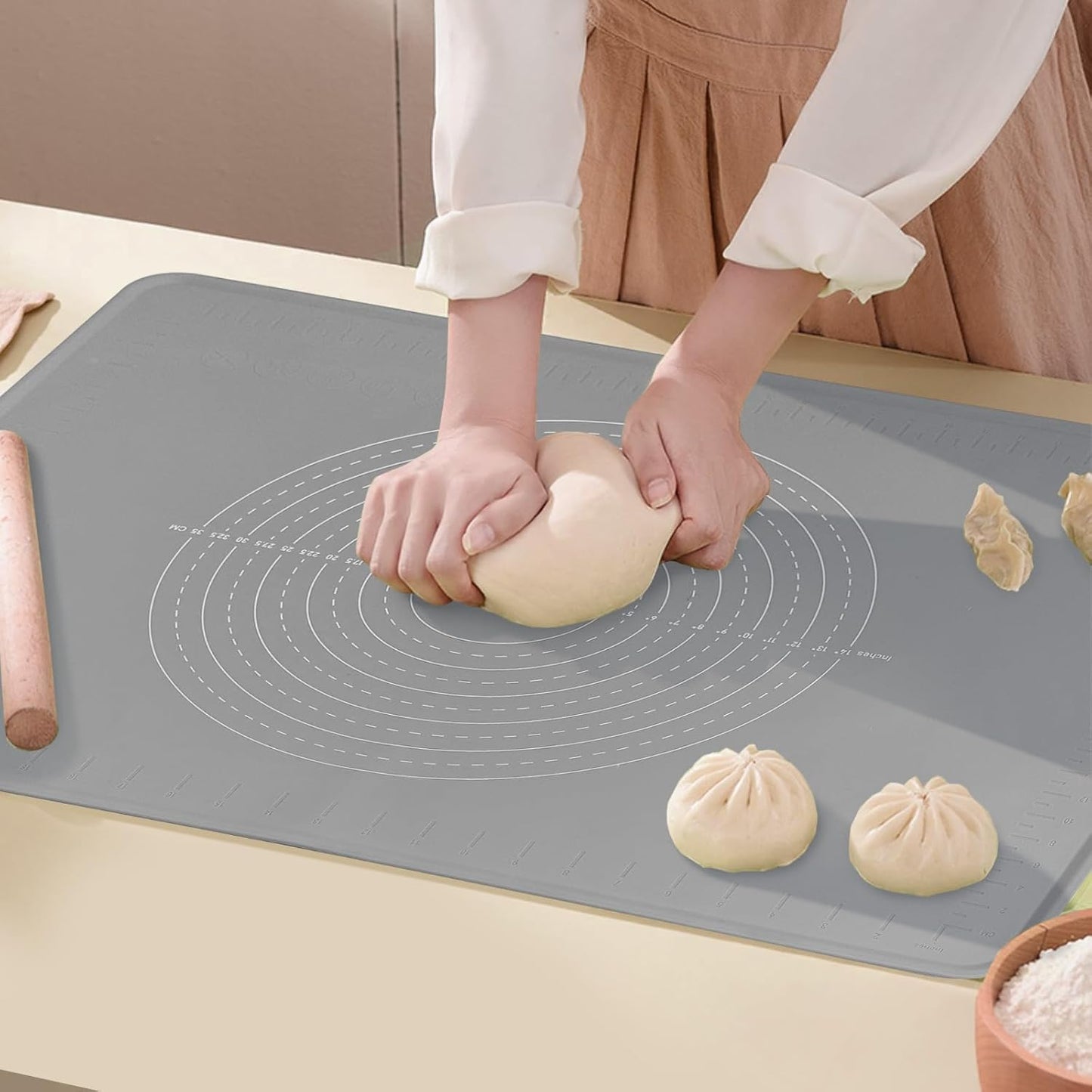 24"X16" Silicone Baking Mat Extra Large Non-stick Pastry Mat with High Edge, Dough Rolling Board for Pastry, Macarons, Pies, Bread, Cookies, Pizza, Fondant, Pasta, Food Grade Silicone Baking Supplies