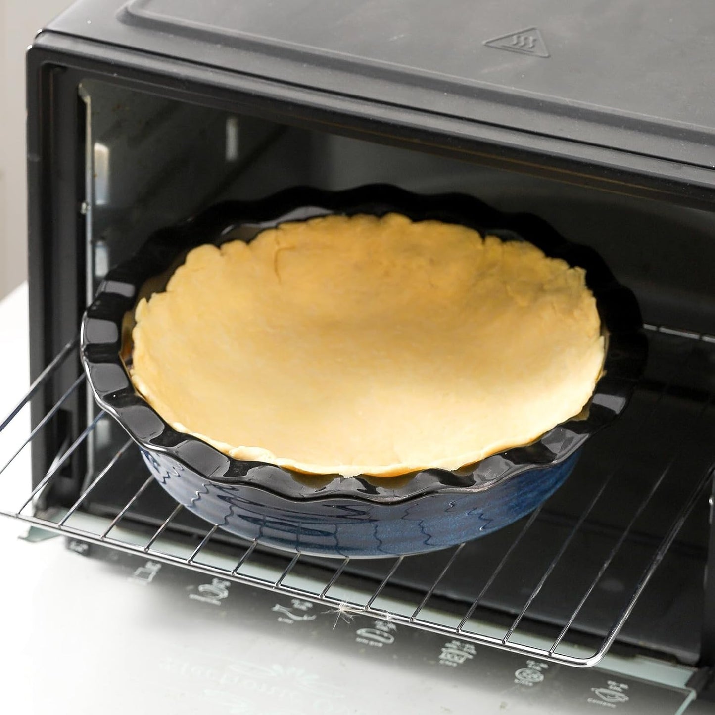 Hasense Ceramic Pie Pan for Baking 9 inch, Quiche Baking Dish for Oven, Round Nonstick Pie Plates for Apple Pie, Tart, and Quiche, Microwave & Oven Safe, Modern Blue Design