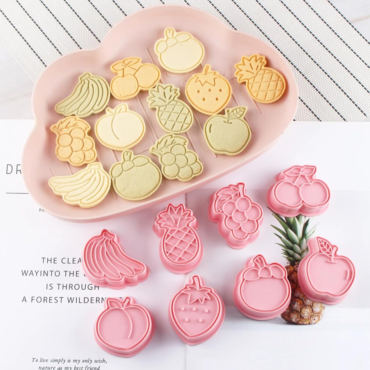 8Pcs Fruit Cookie Cutters Set 3D Plastic Biscuits Mold for Baking, DIY Cake Decor Grape, Banana, Strawberry, Apple Shape Cookie Molds for Party (I8)