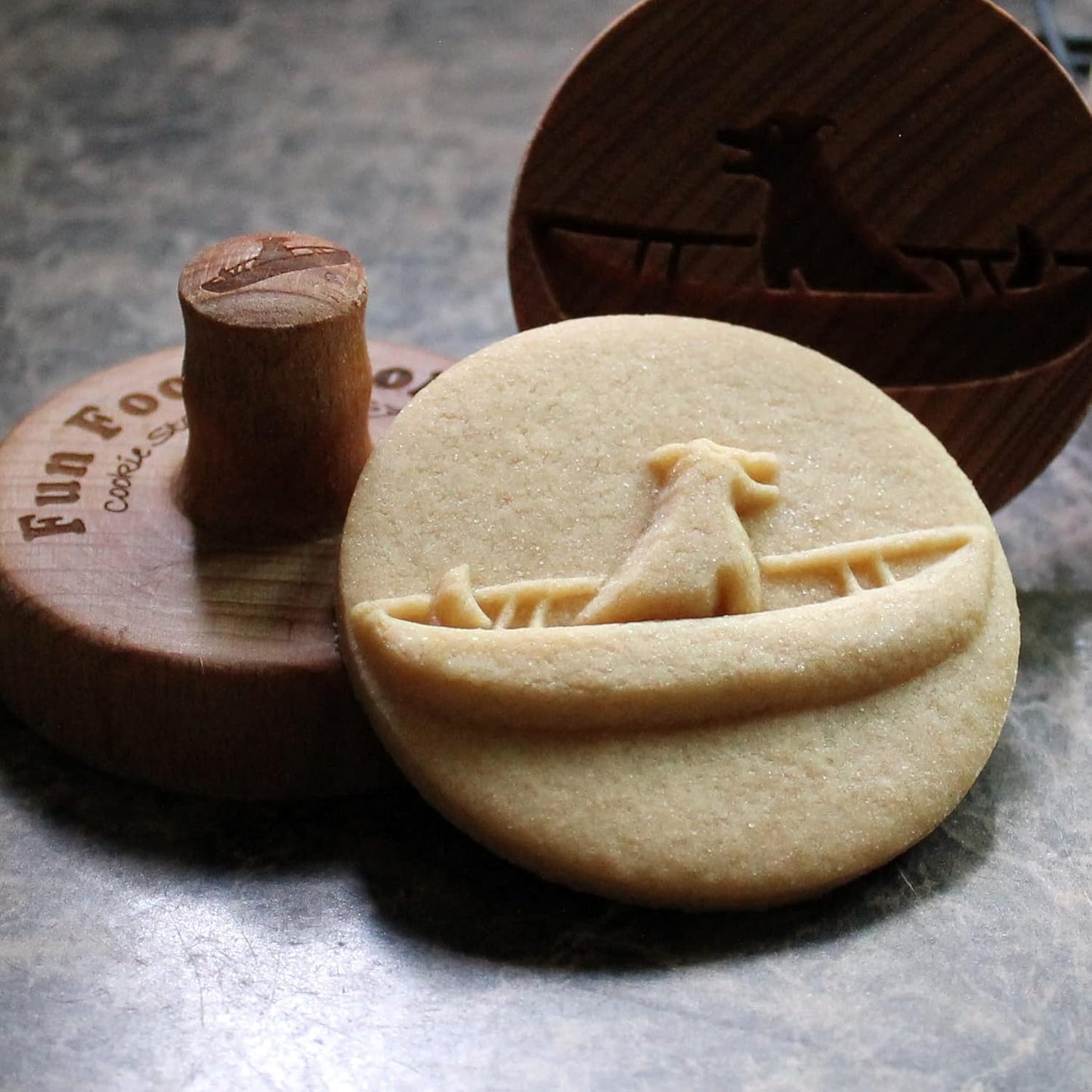 Wood Cookie Stamp, 2.5 Inch (Boating Dog CS-067)