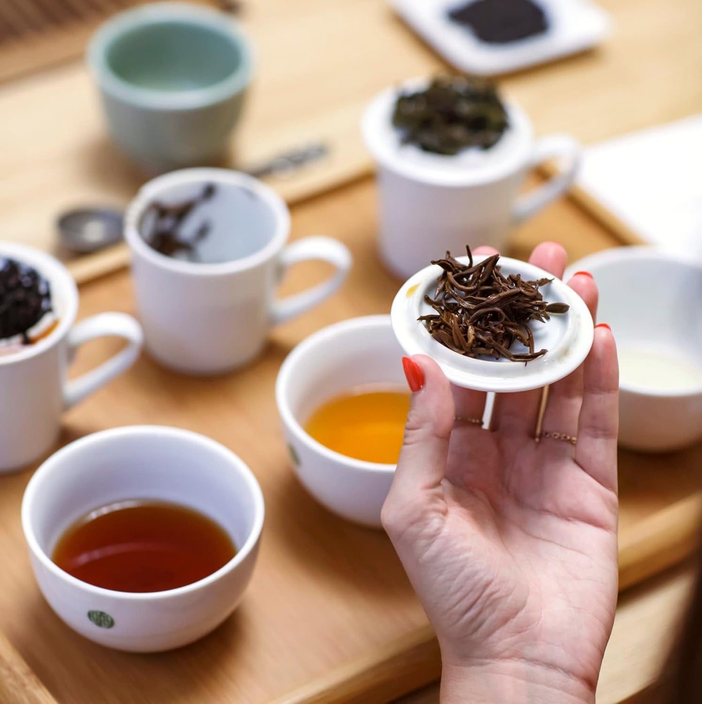 Palais des Thés - N°25 Holiday Collection Miniatures Box Gift Set - Assortment of Black, Green, Herbal, and Rooibos Teas - Variety Pack of 4 Loose Leaf Tins