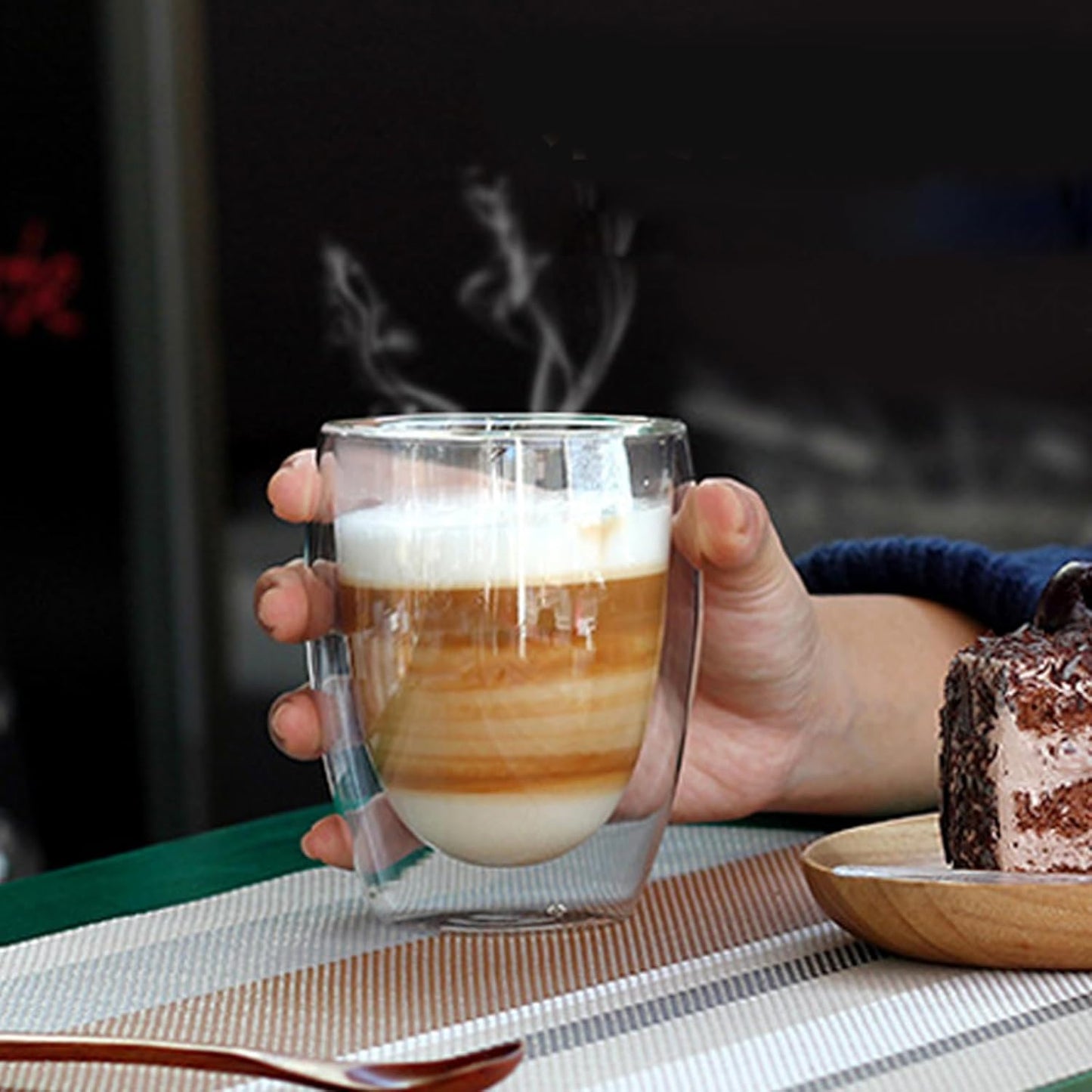 6.8OZ Double Wall Espresso Cups Set of 4, Clear Expresso Shots Cup, Double Wall Insulated Espresso Mugs, Tazas de Cafe Expreso, Microwave Dishwasher Safe,Suit for Espresso Machine