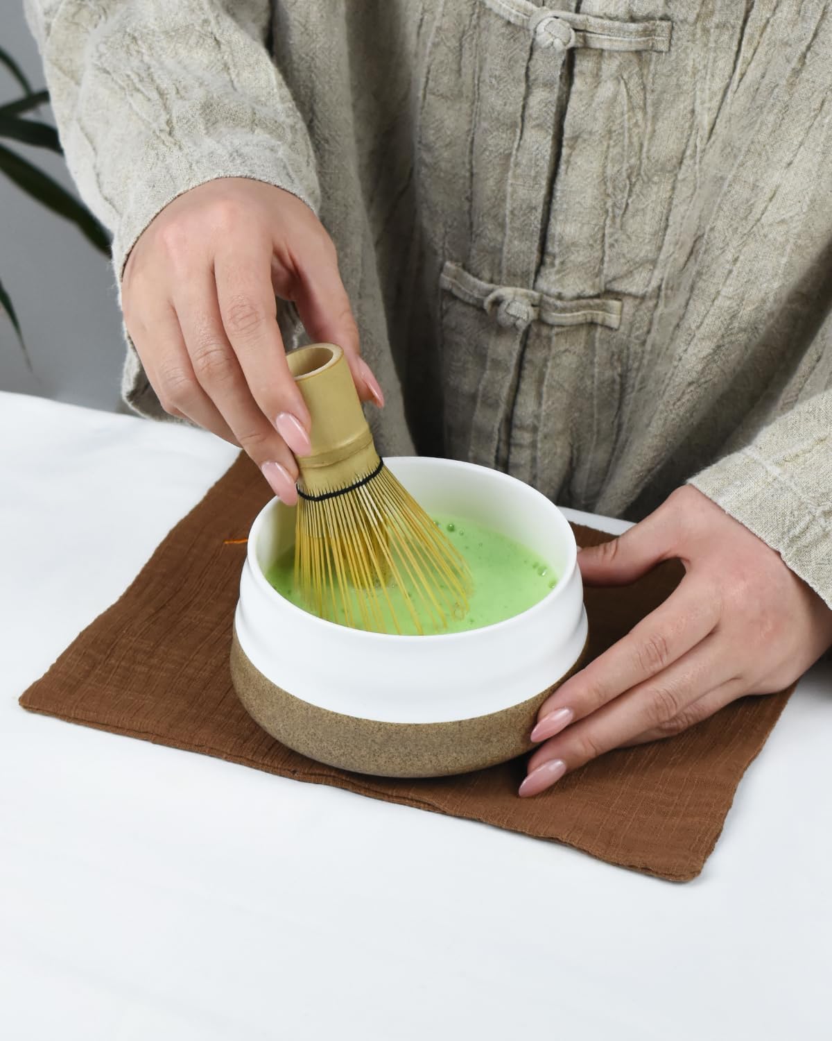 Artcome Premium Matcha Tea Set - 19.6oz Ceramic Bowl, Bamboo Whisk, Scoop, Whisk Holder & Brewing Guide - Authentic Japanese Tea Ceremony Tools for Matcha Preparation