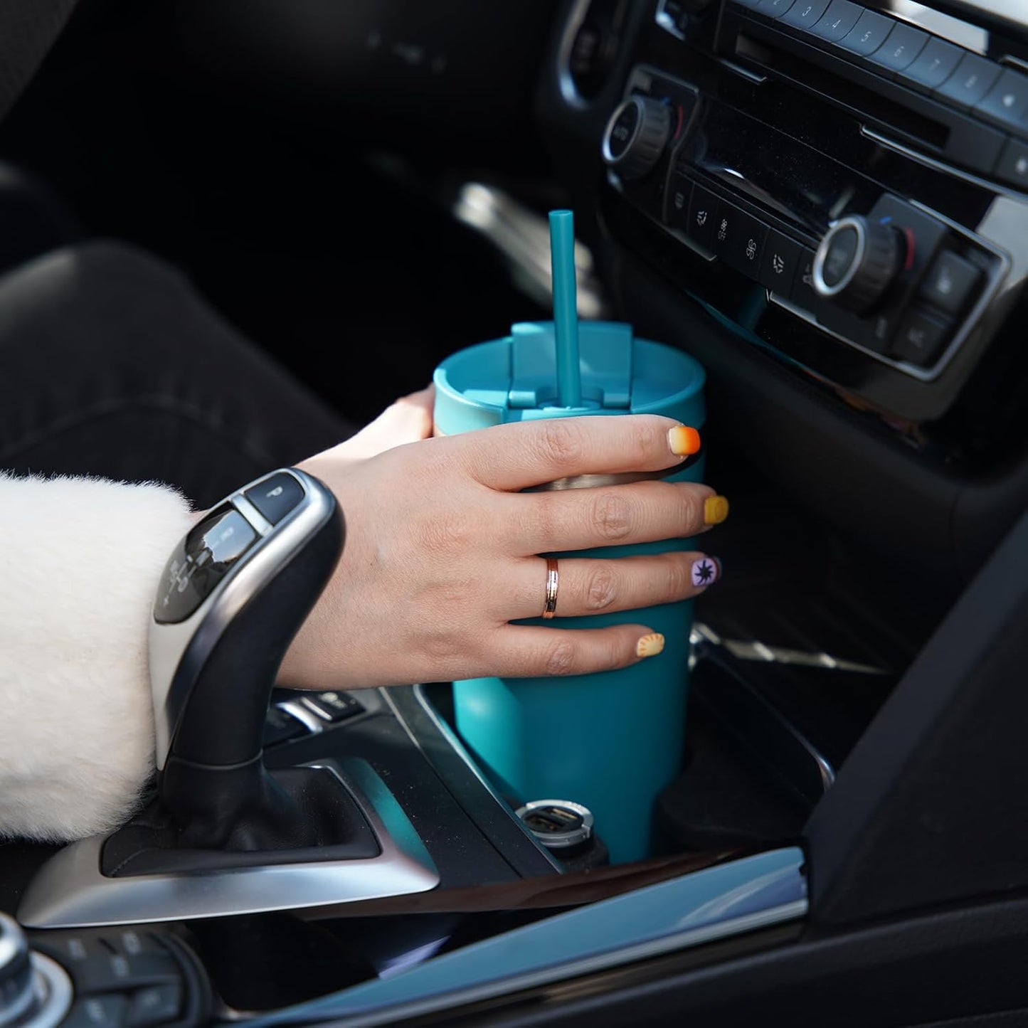 BJPKPK 22oz Stainless Steel Insulated Tumbler With lid And Straw Travel Coffee Thermal Tumblers Cup For Women And Men,Modern Blue