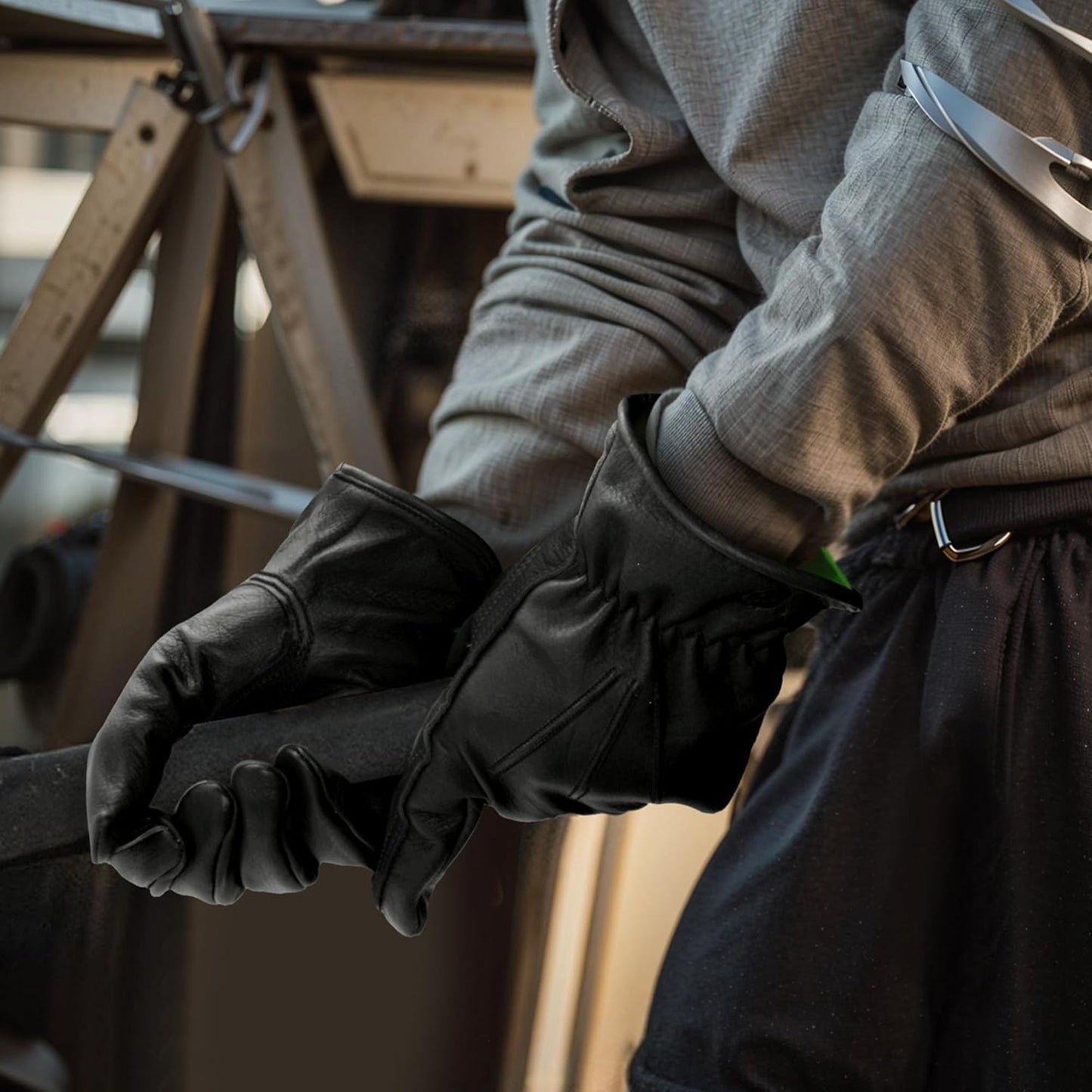 Leather Work Gloves for Men & Women, Reinforced Durable Gardening Gloves,Cowhide Work Gloves,Puncture & Cut Resistant