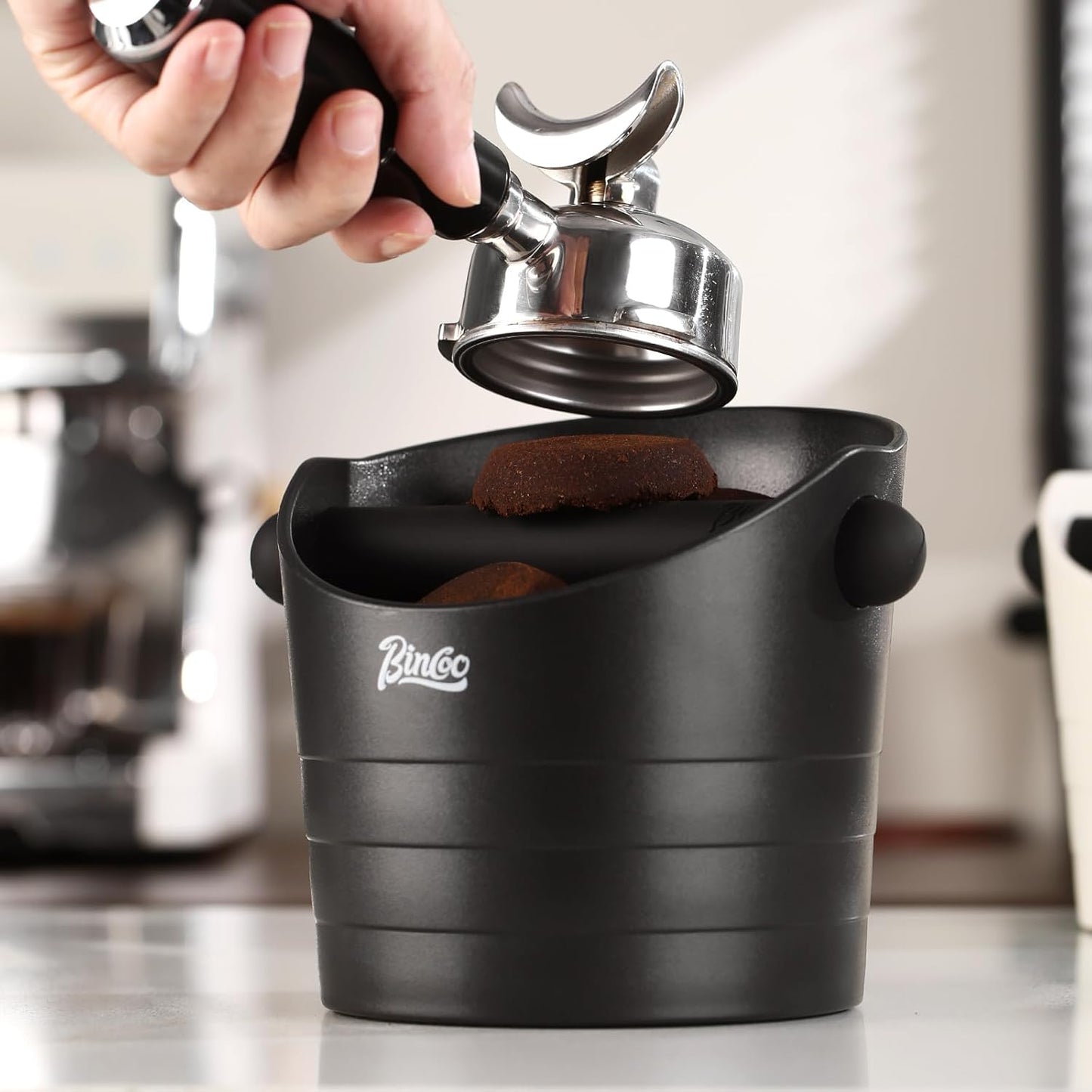 Bincoo Coffee Knock Box 6.8 Inch Shock-Coffee Ground Knock Box 1.2L with Removable Knock Bar and Non-Slip Base,Espresso Accessories Suitable for Home & Bar(Black 6.8 Inch)
