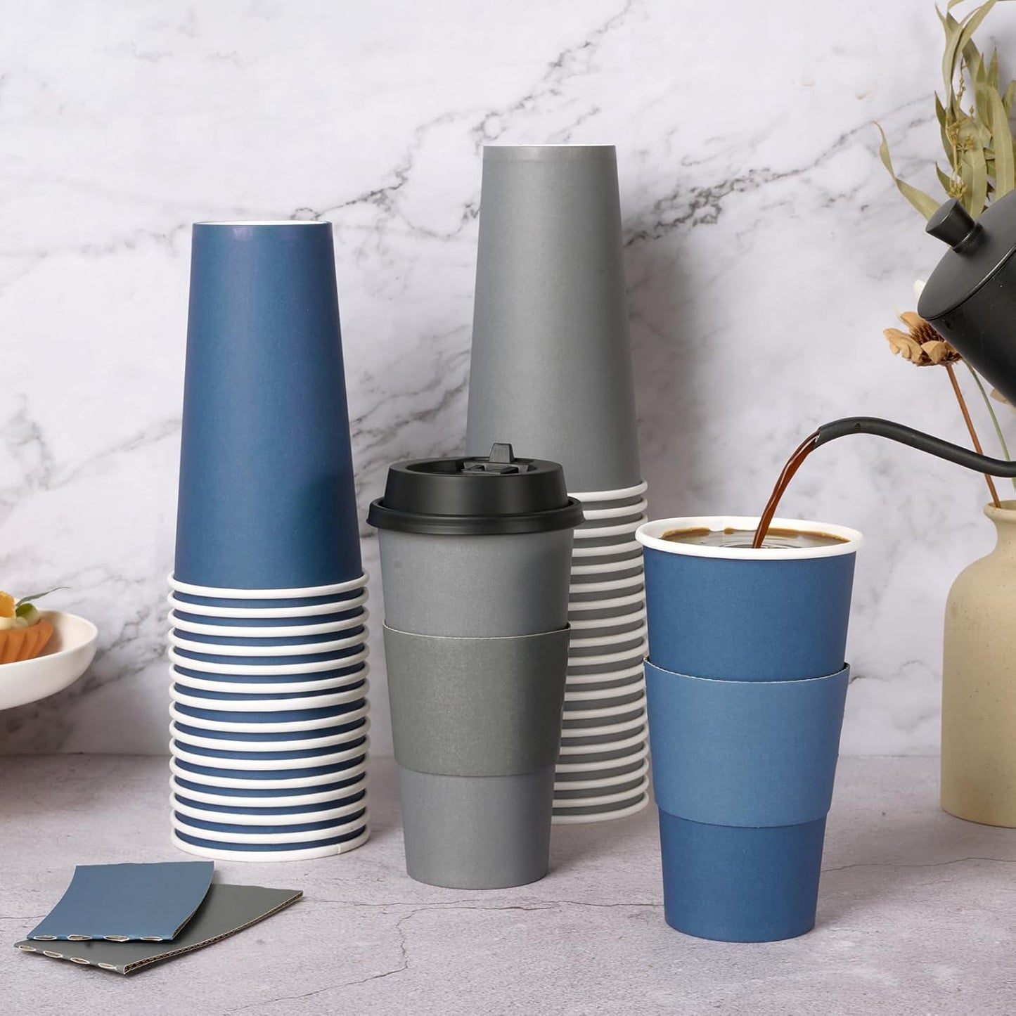 LITOPAK 100 Pack 20 oz Disposable Paper Coffee Cups with Lids, Sleeves and Stirring Sticks for Hot Coffee, Water or Juice, Blue and Gray Hot Paper Cups for Cafes, schools, offices, shops