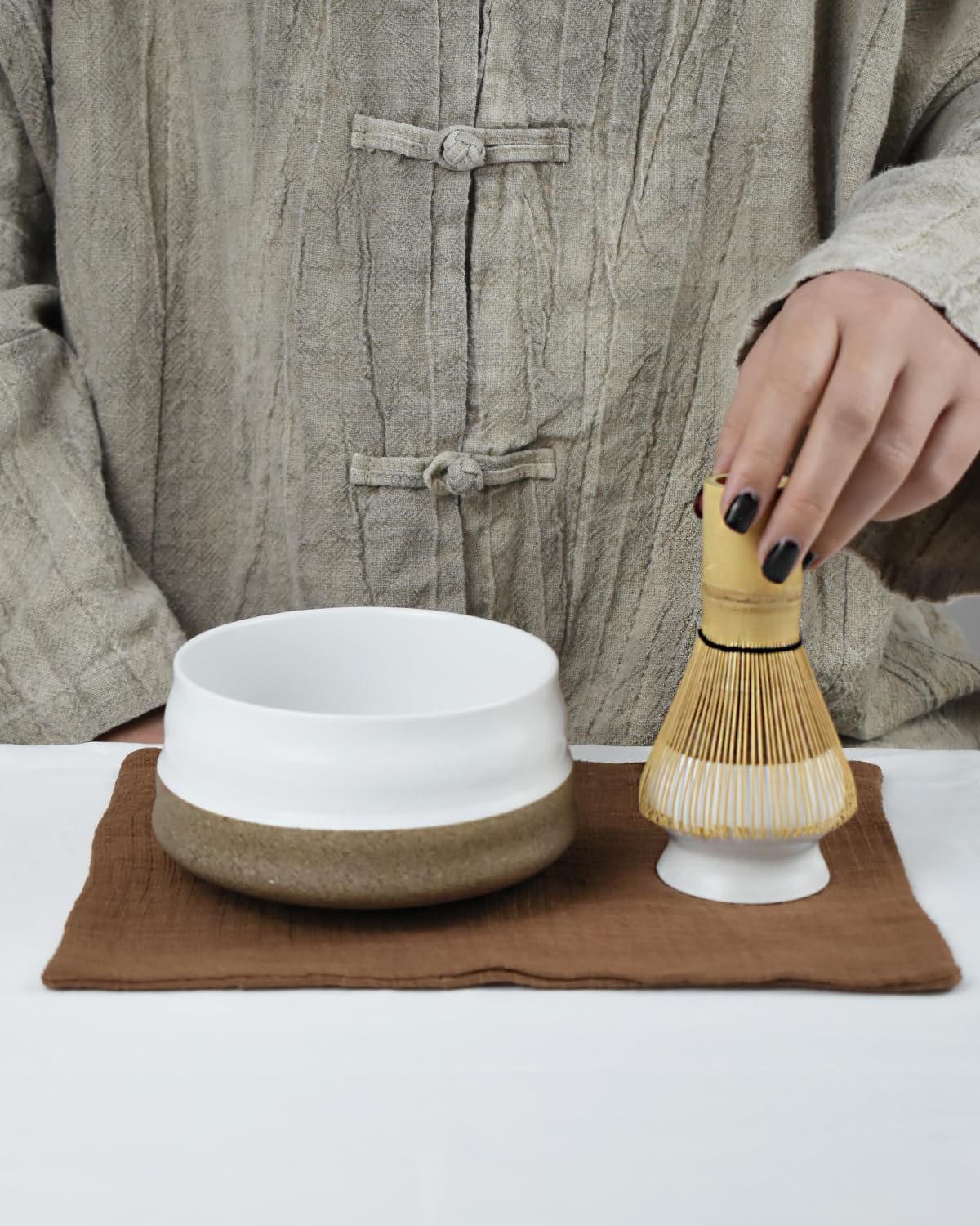 Artcome Premium Matcha Tea Set - 19.6oz Ceramic Bowl, Bamboo Whisk, Scoop, Whisk Holder & Brewing Guide - Authentic Japanese Tea Ceremony Tools for Matcha Preparation