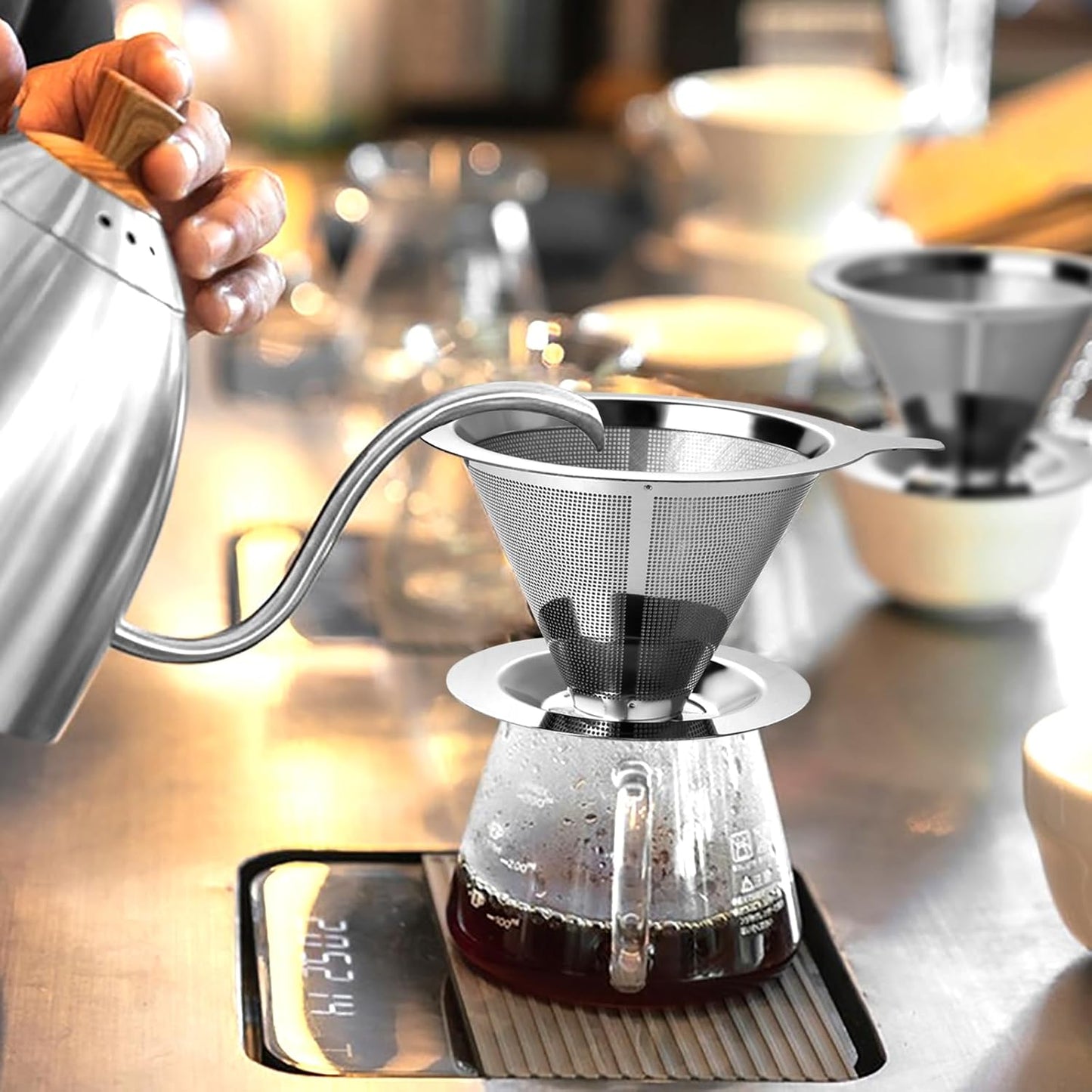 Upgraded Pour Over Coffee Filter, Coffee Dripper, Paperless Mess Stainless Steel Coffee Filter, Maker One to Two Cup, Keeping Nature Coffee Flavour, Easy to Use and Clean (Large)