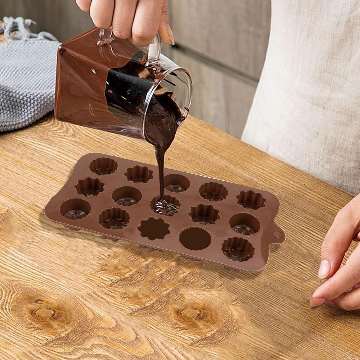 4 Pcs Chocolate Silicone Molds for Candy, Food Grade No-Stick Baking Molds with Different Shapes (4 Styles)