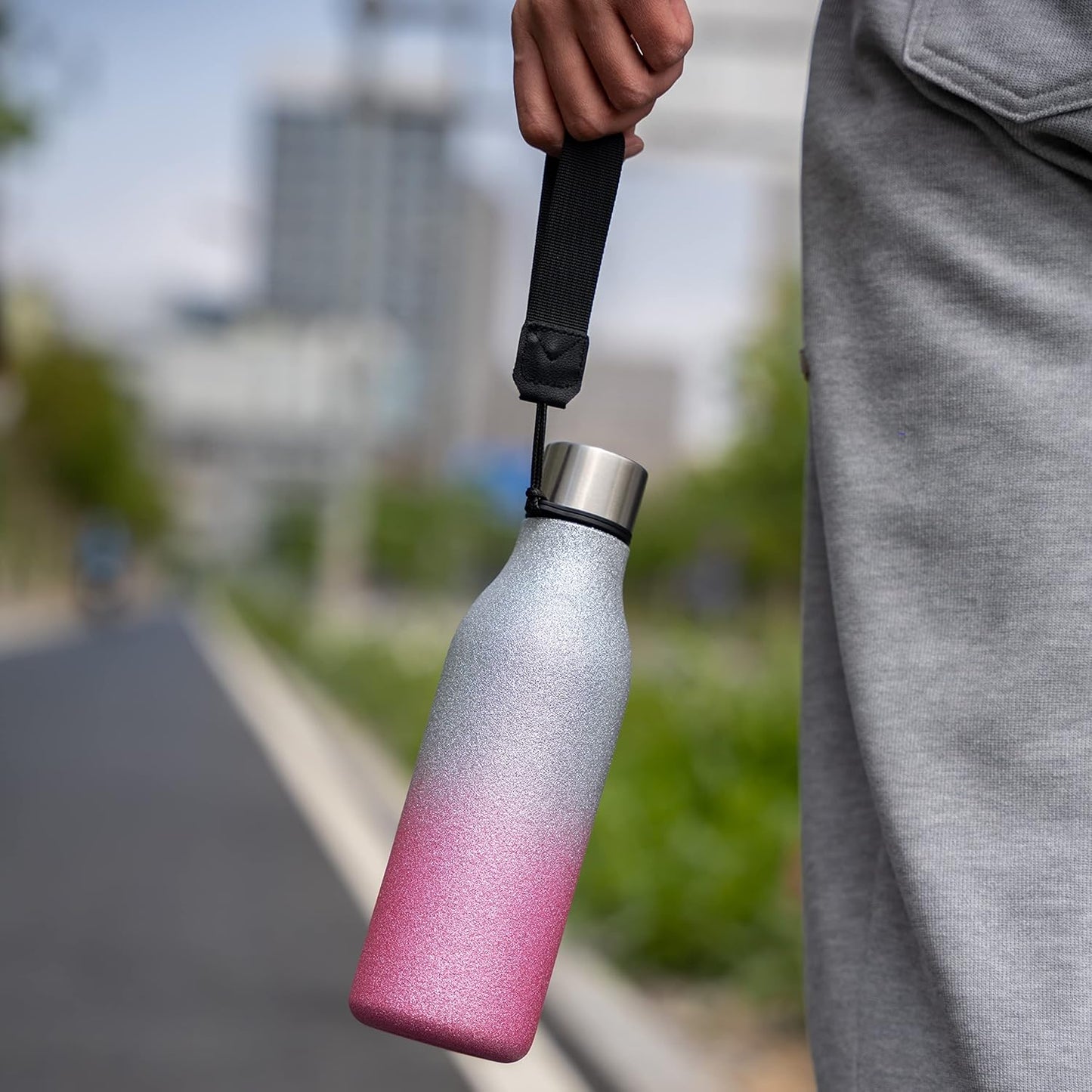 BJPKPK Insulated Water Bottles, 18 oz Stainless Steel Metal Water Bottle with Strap, BPA Free Leak Proof Thermos,Mugs,Flasks, Reusable Water Bottle for Sports & Travel,Sparkling Purple Green