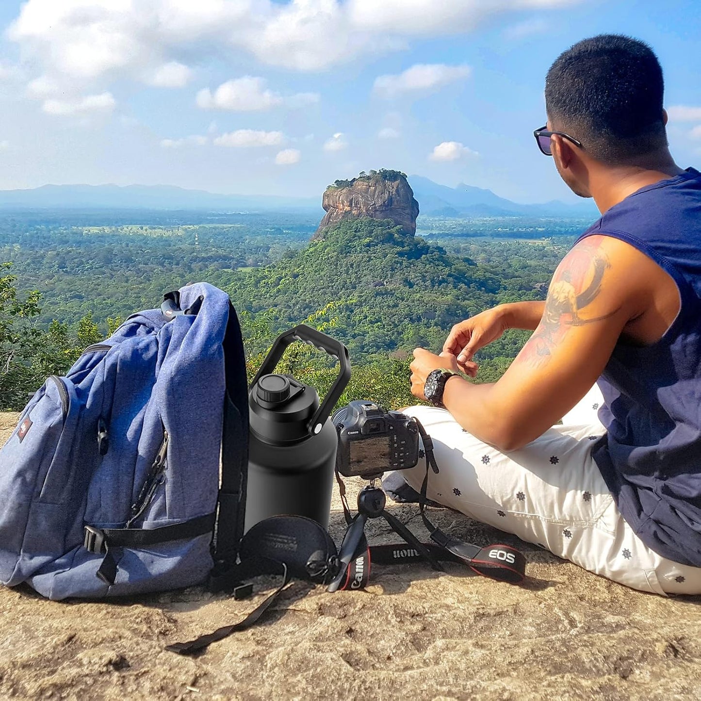 BJPKPK One Gallon(128 oz) Insulated Water Bottle, Dishwasher Safe Stainless Steel Thermos, BPA Free Jug with Ergonomic Handle & Anti-slip Bottom, Large Water Bottle, Black