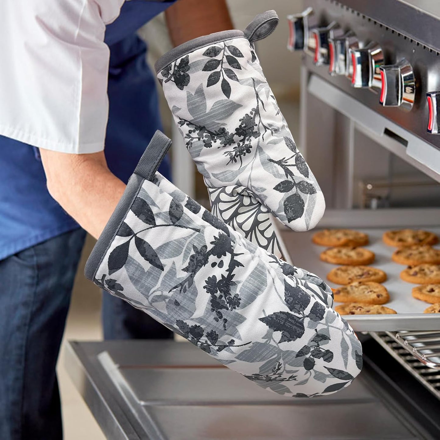 Thumb Oven Mitts, Heat and Slip Resistant Silicone Kitchen Mittens 2-Pack Set, Foliage Textured Flower Soft Long Oven Gloves, Flexible Thick Potholders for Safe Baking Cooking and Gr (Grayish)