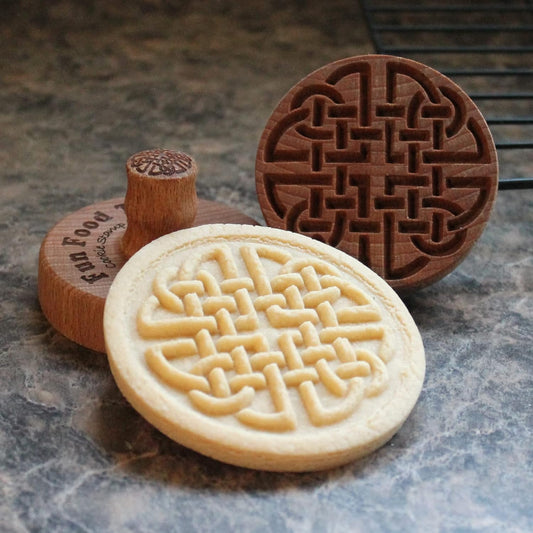Wood Cookie Stamp, 2.5 Inch (Celtic Square CS-068)