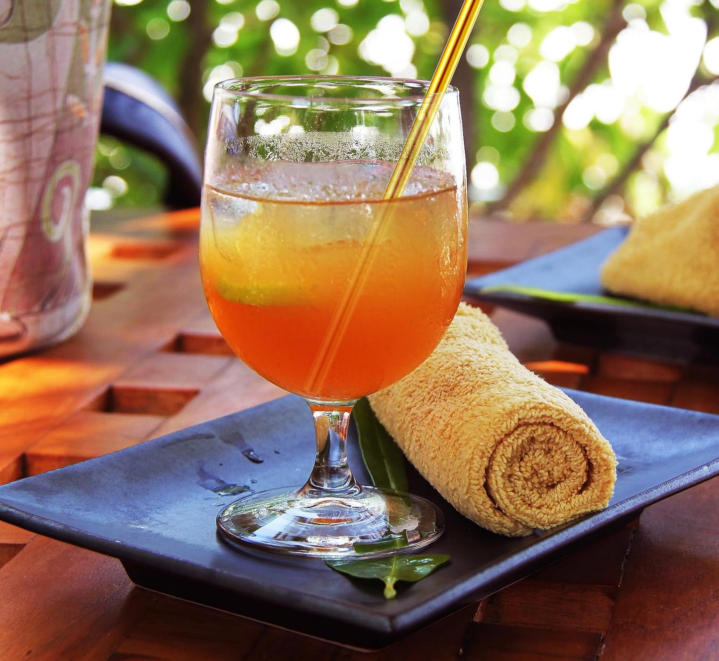 Short Cocktail Straws, Metal Stainless Steel Reusable Small Mini Coffee Stir Drinking Straw for Party Accessories Mason Jar Tumbler Juice Box Tea Coffee Mocktails Mojito Drinks with Brush, Gold 8Pcs