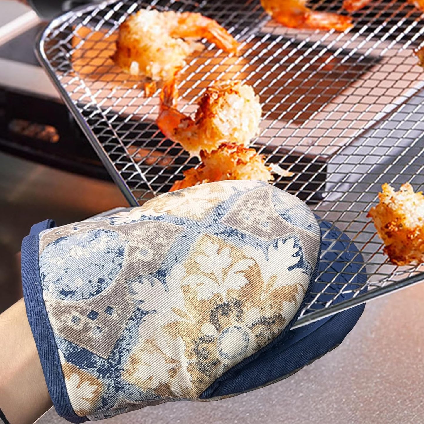 Mini Silicone Oven Mitts, Heat and Slip Resistant Kitchen Mittens 2-Pack Set, Vintage Carpet Flower Short Soft Oven Gloves, Flexible Thick Pot Holders for Safe Cooking Baking and (Dusty Blue)