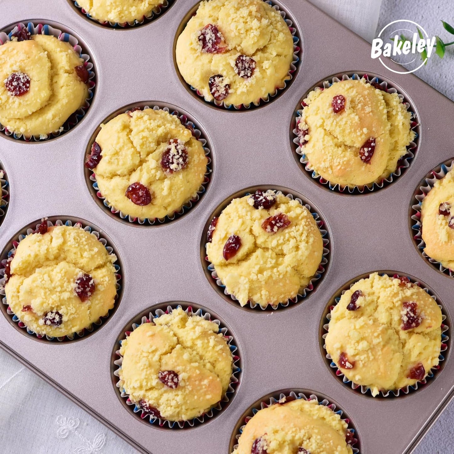 Muffin Cake Pan, 12-Cavity Non-Stick Cupcake Pan Bakeware for Oven Baking (Champagne Gold)